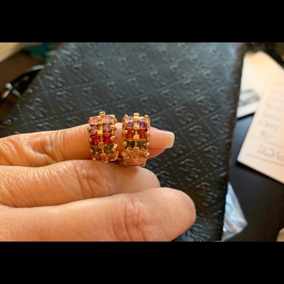 Earrings gold multi color crystal hoop earrings - Picture 2 of 6